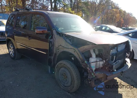 2010 Honda Pilot Touring из США, поврежденный, VIN 5FNYF4H89AB030653